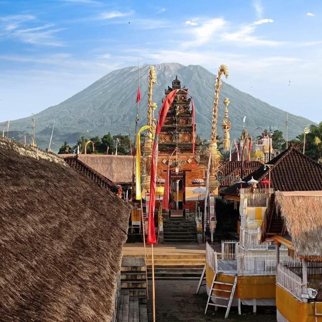 Pura Puseh dan Pura Desa Adat Bungaya